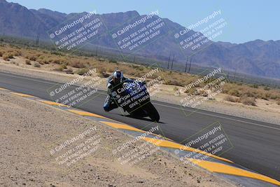 media/Oct-08-2022-SoCal Trackdays (Sat) [[1fc3beec89]]/Turn 16 Inside (1130am)/